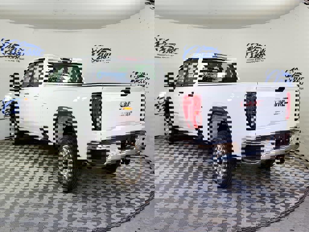 New 2026 GMC Sierra 2500 Pro image 3