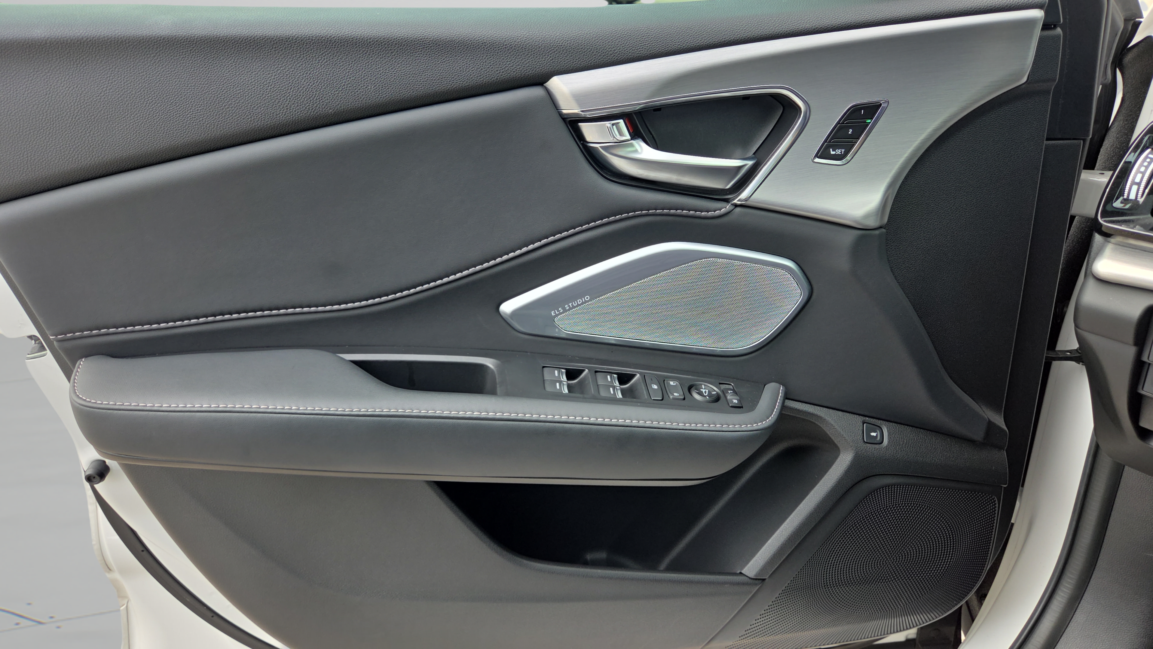 Used 2023 Acura RDX FWD w/ Technology Package image 34