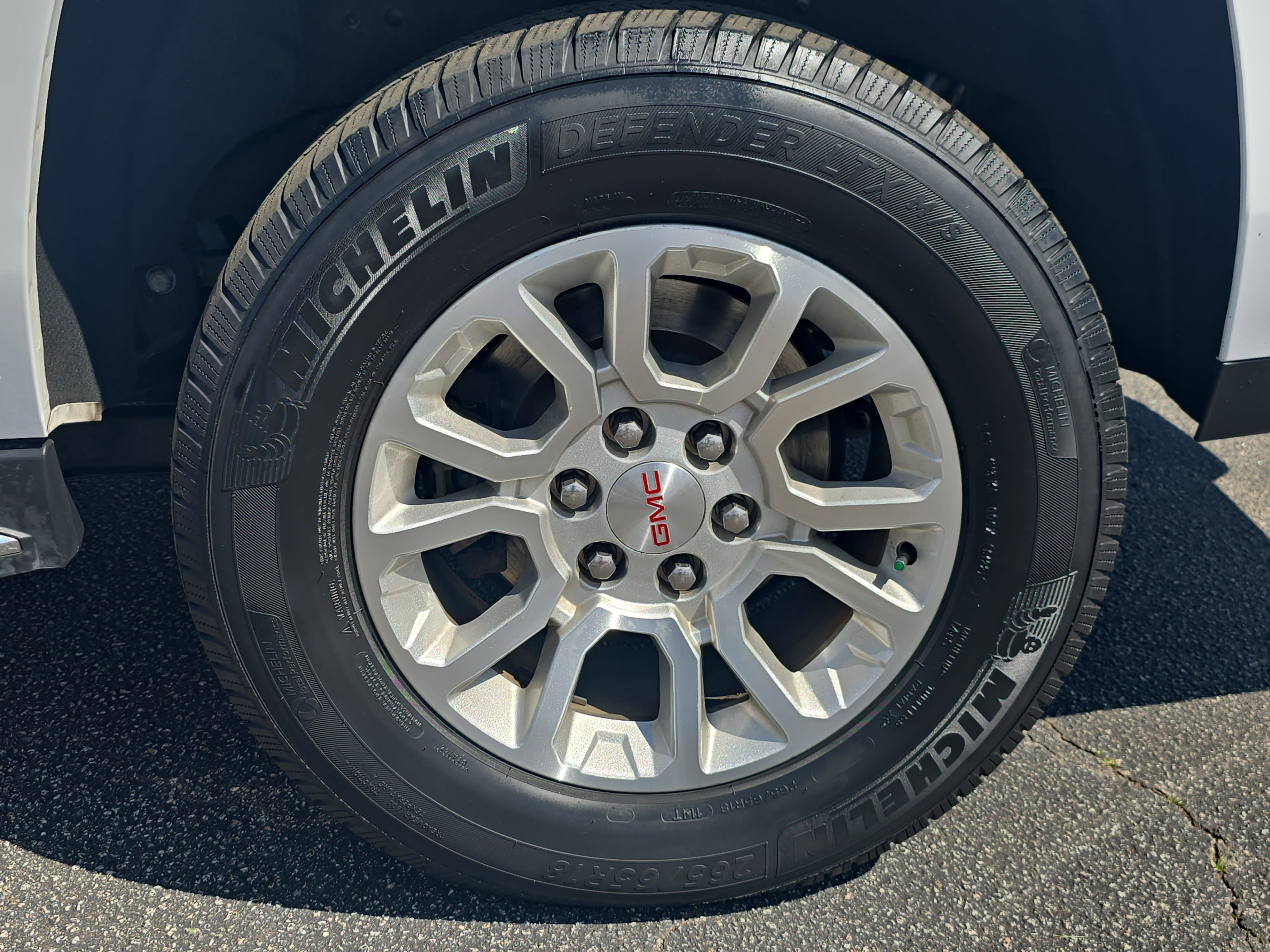 Used 2019 GMC Yukon XL SLT w/ Open Road Package image 36