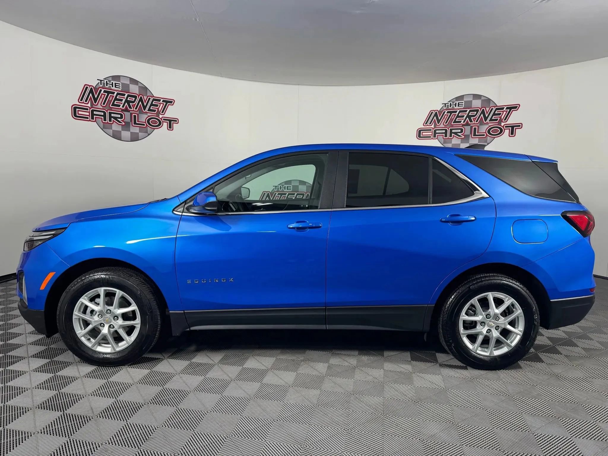 Used 2024 Chevrolet Equinox LT image 4