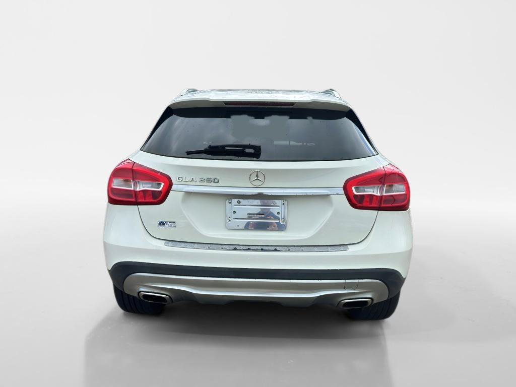 Used 2017 Mercedes-Benz GLA 250 w/ Premium Package image 4