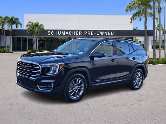 Certified 2022 GMC Terrain SLT w/ Infotainment Package II image 3
