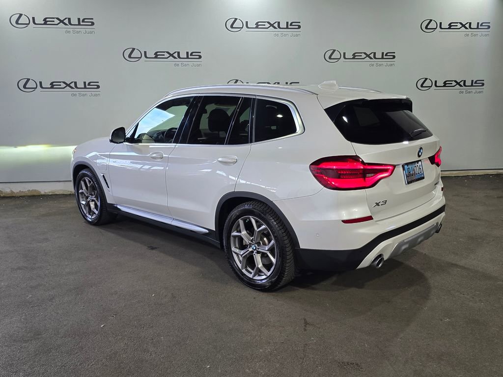 Used 2021 BMW X3 xDrive30e w/ Executive Package AWD/4WD image 8