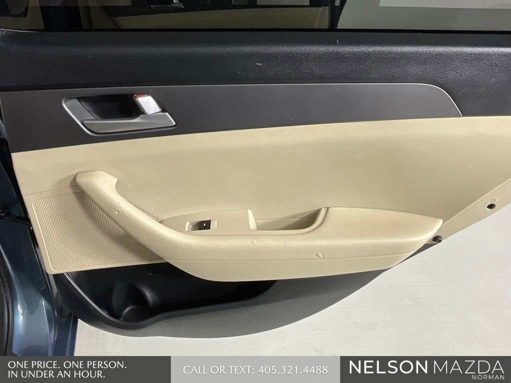 Used 2016 Hyundai Sonata SE image 22