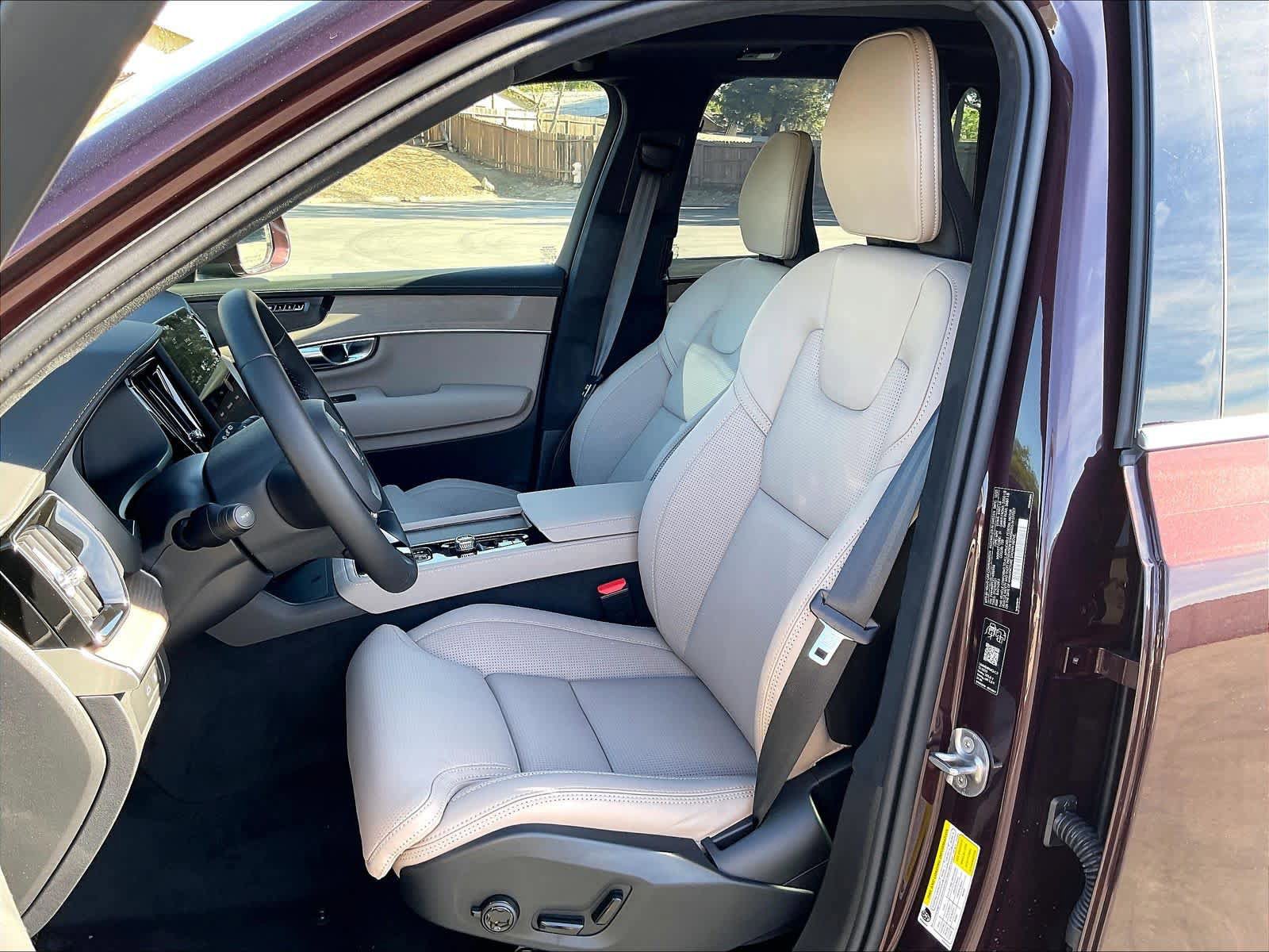 New 2026 Volvo XC90 T8 Ultra w/ Lounge Package AWD/4WD image 11