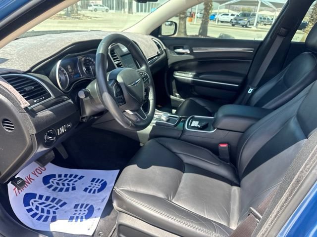Certified 2021 Chrysler 300 Touring L RWD image 17
