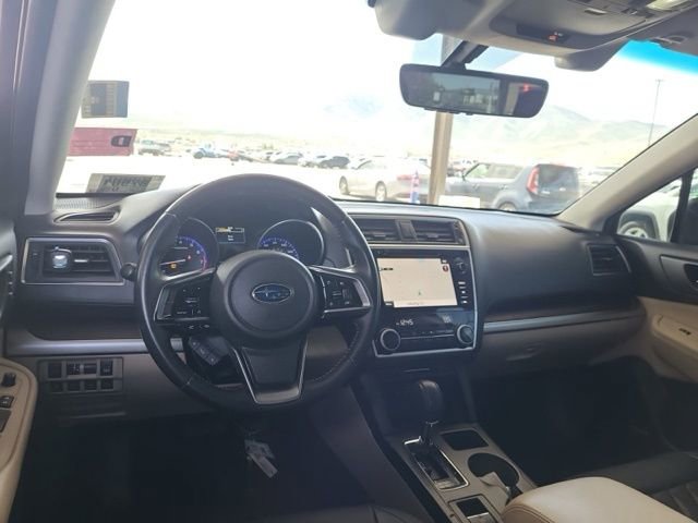 Used 2019 Subaru Outback 3.6R Limited AWD/4WD image 2