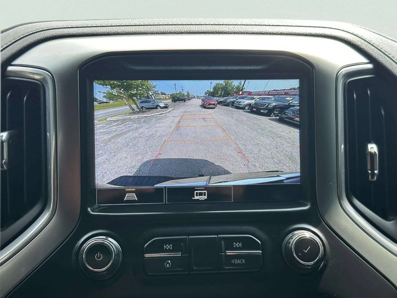 Used 2021 Chevrolet Silverado 1500 LT Trail Boss w/ Convenience Package II AWD/4WD image 37