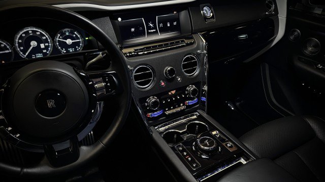 Used 2020 Rolls-Royce Cullinan AWD/4WD image 9