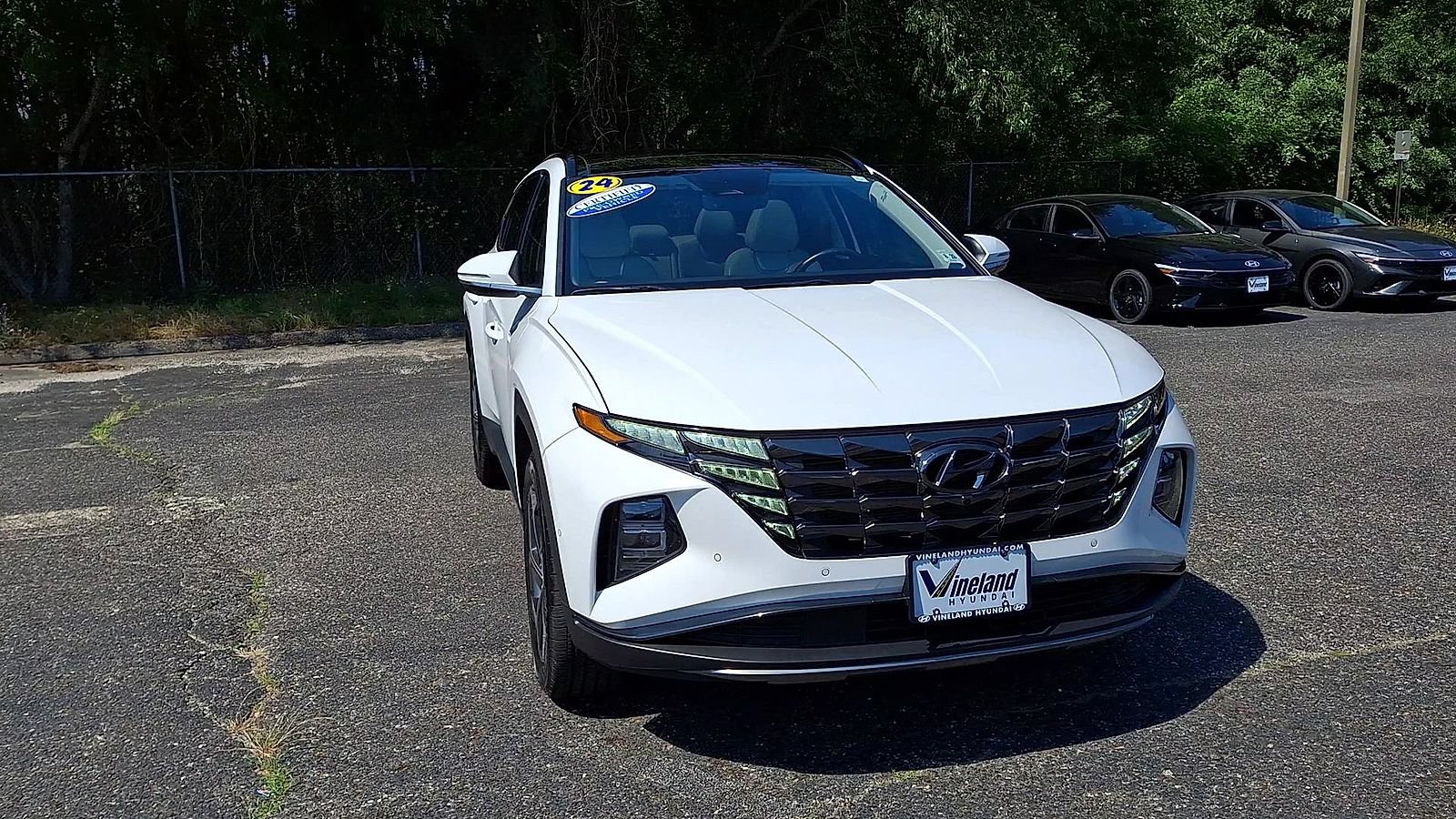 Certified 2024 Hyundai Tucson Limited AWD/4WD image 3