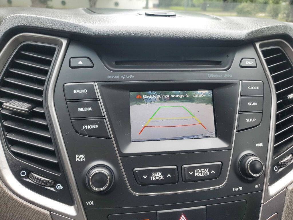 Used 2013 Hyundai Santa Fe Sport FWD image 32