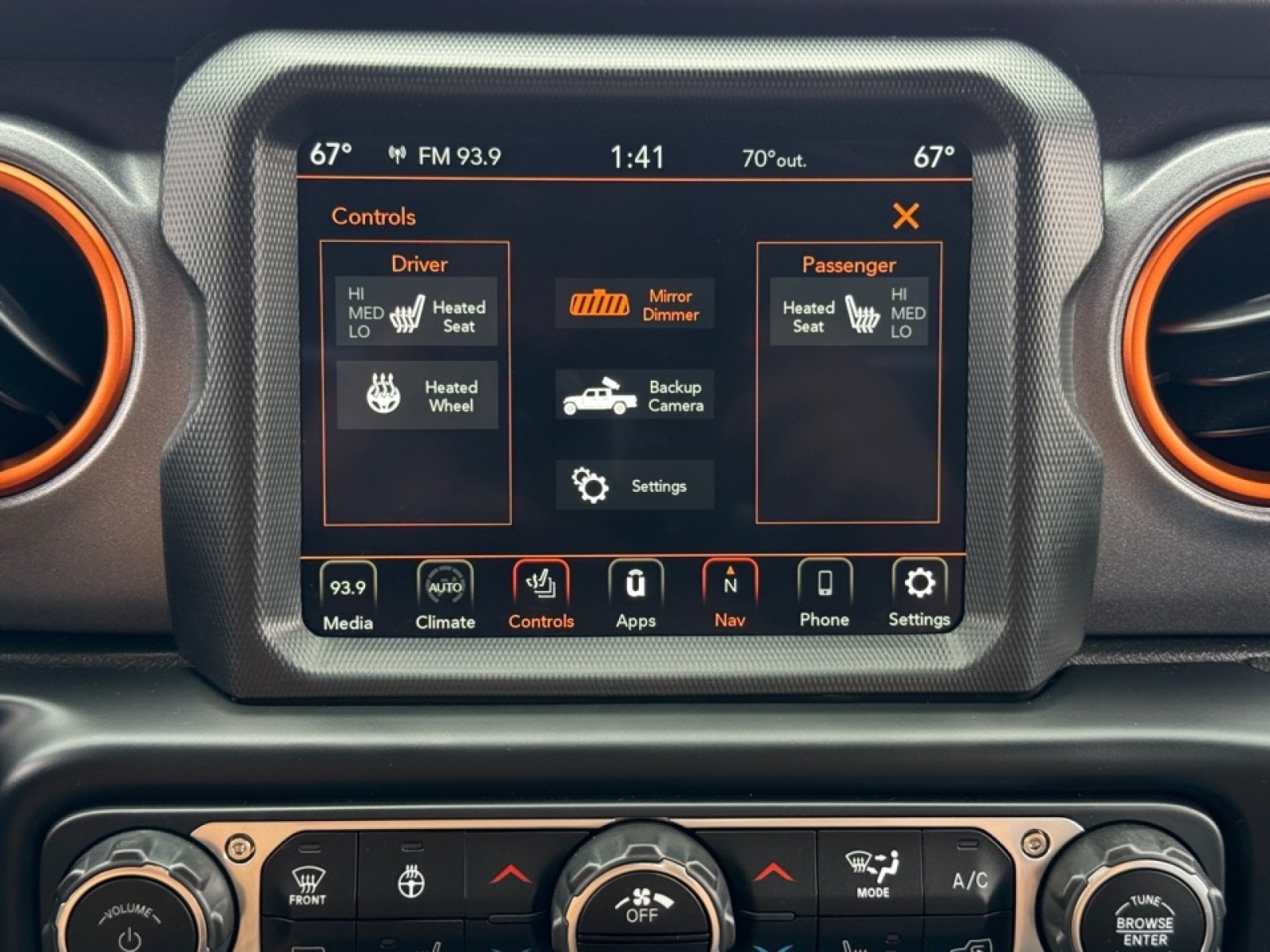 Used 2021 Jeep Gladiator Mojave w/ Uconnect 4C Nav & Sound Group AWD/4WD image 15