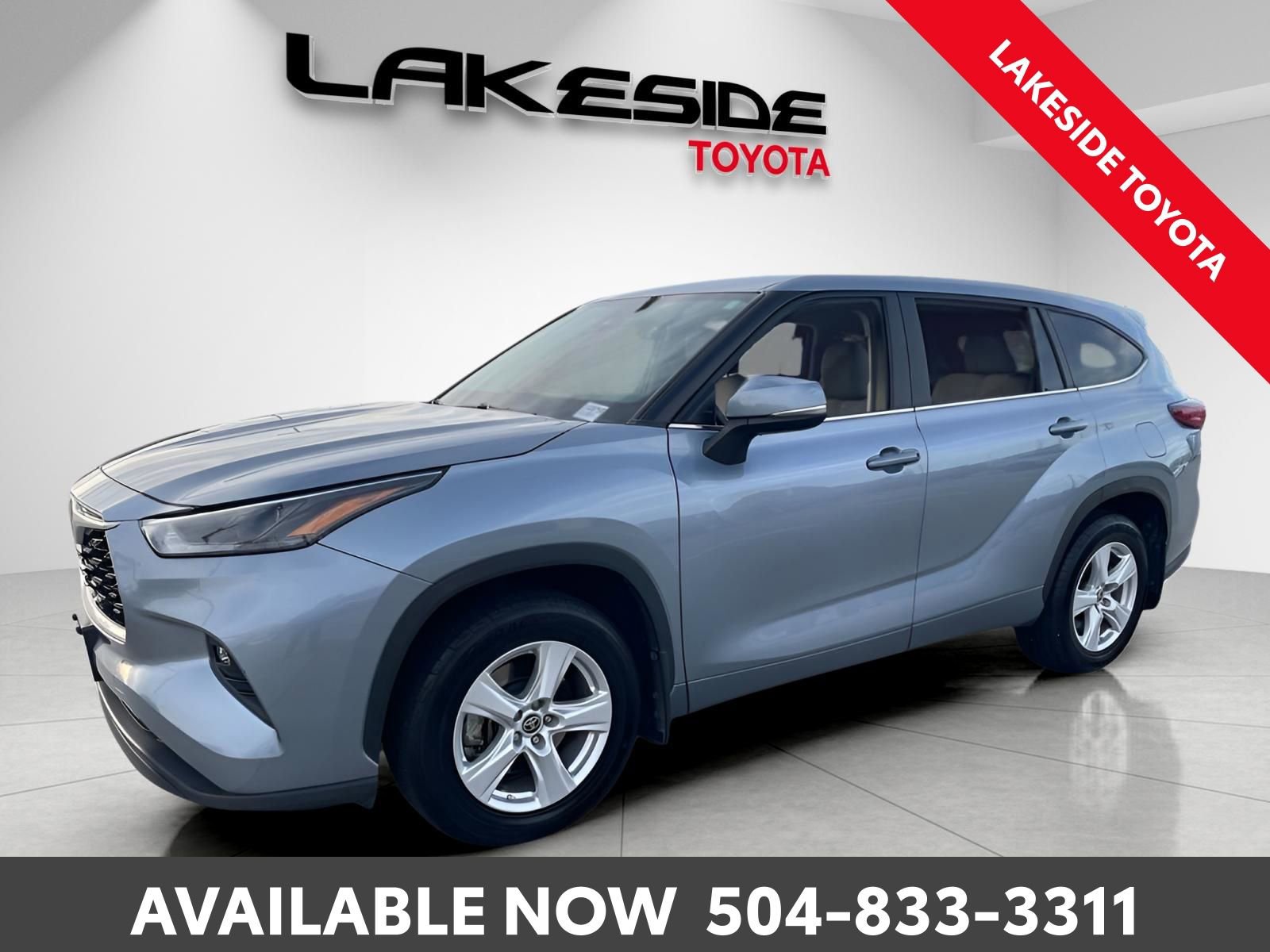 Used 2023 Toyota Highlander LE video 2