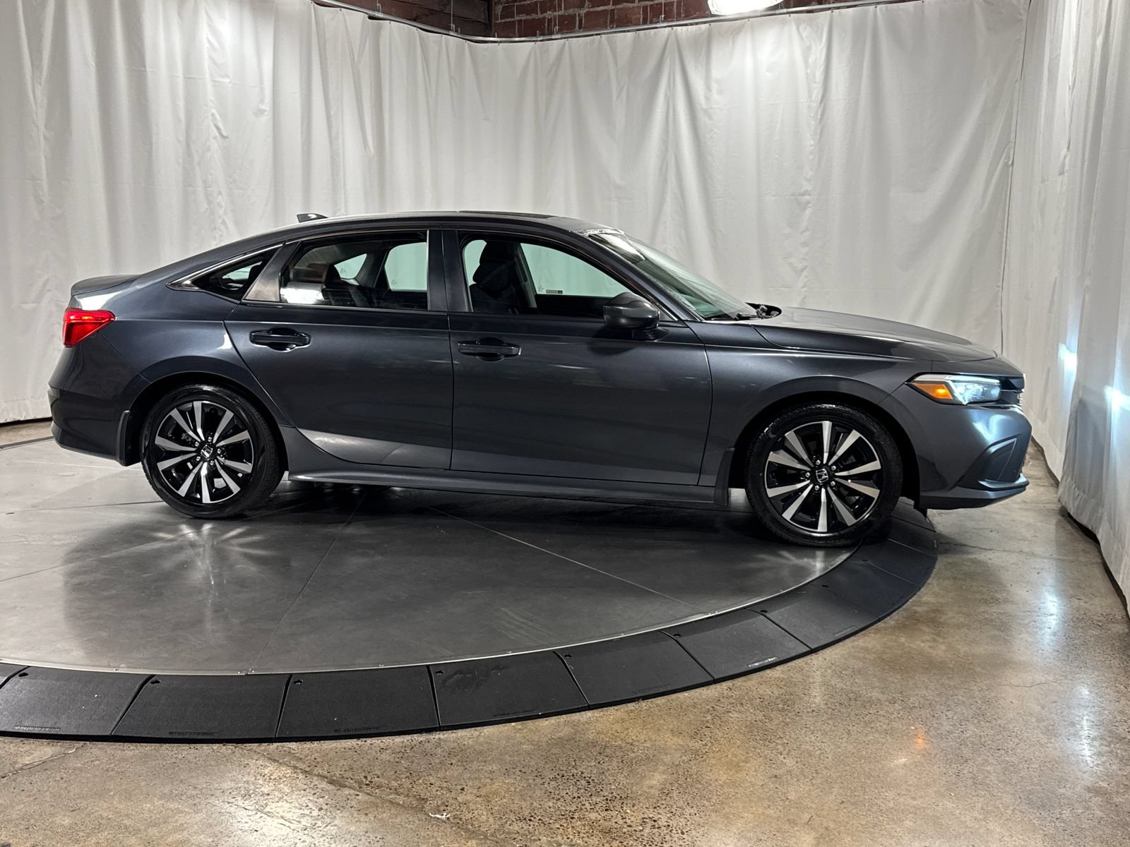 Used 2022 Honda Civic EX image 10