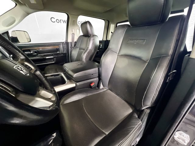 Used 2016 RAM 1500 Laramie w/ Convenience Group AWD/4WD image 25