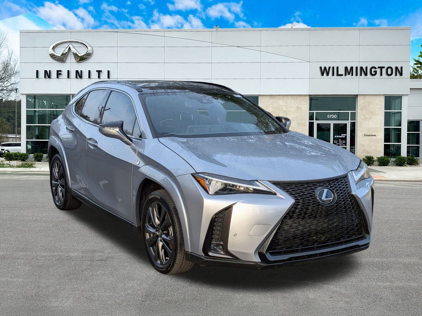 Used 2023 Lexus UX 250h F Sport image 1