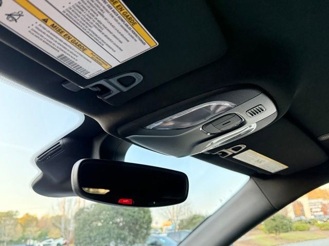 Used 2025 Jeep Compass Limited image 26