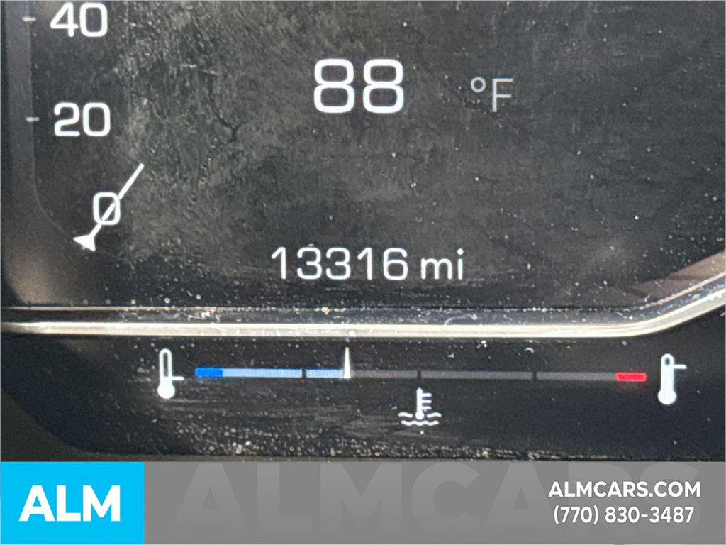 Used 2025 GMC Sierra 2500 AT4X image 32