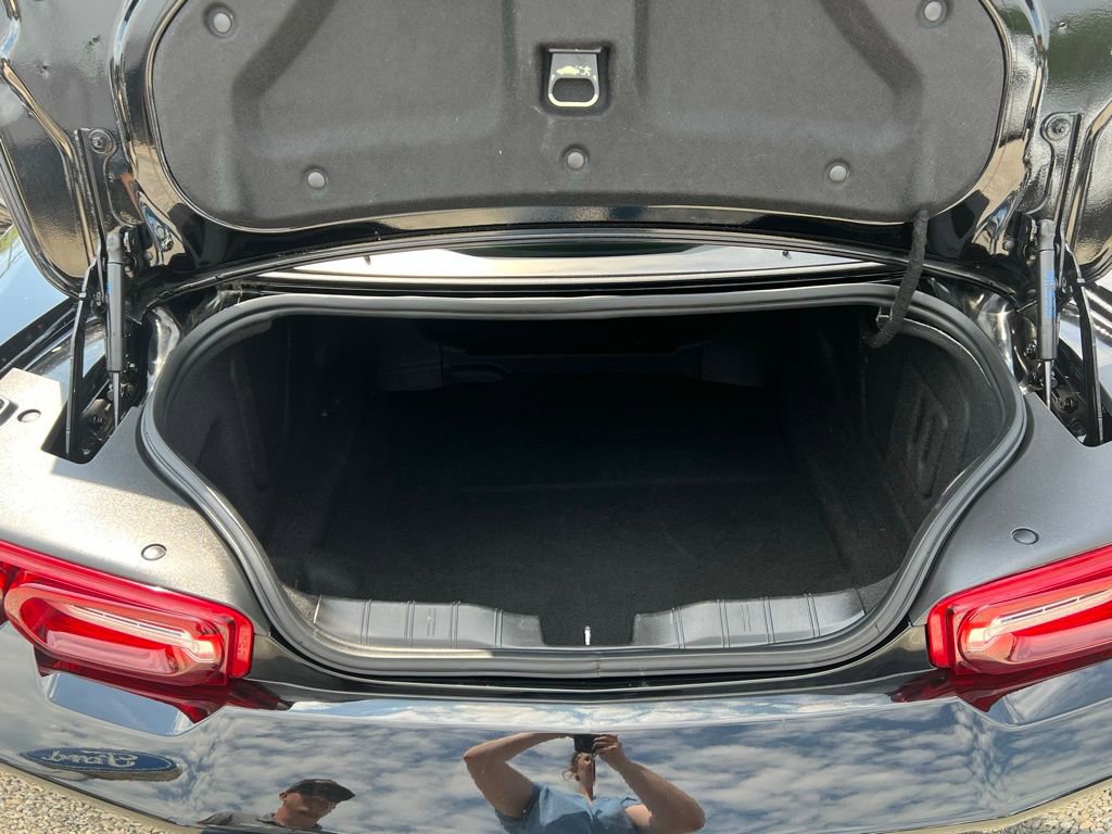 Used 2022 Chevrolet Camaro LT image 16