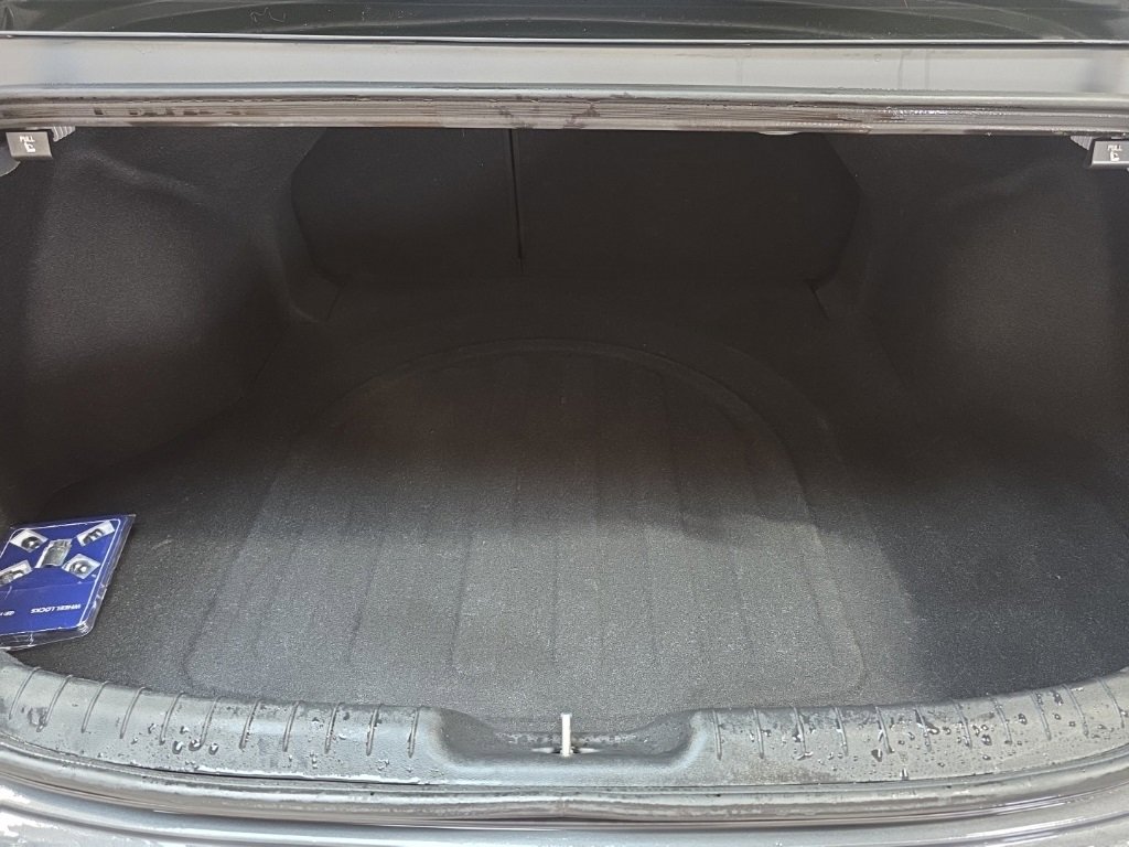 Certified 2024 Hyundai Elantra Limited image 13