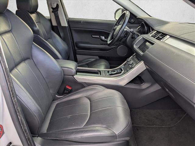 Used 2017 Land Rover Range Rover Evoque SE Premium image 17