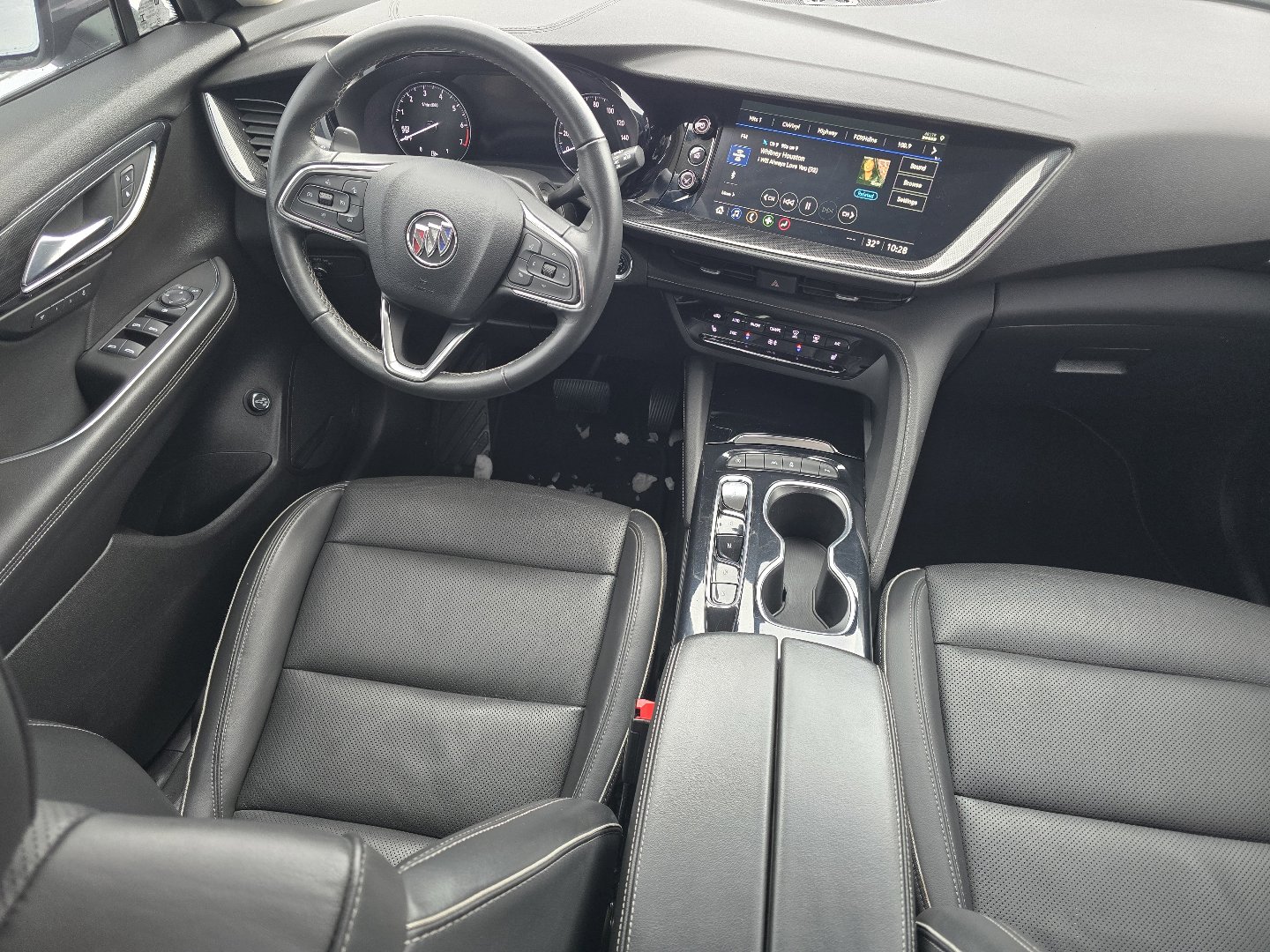 Used 2023 Buick Envision Essence image 30