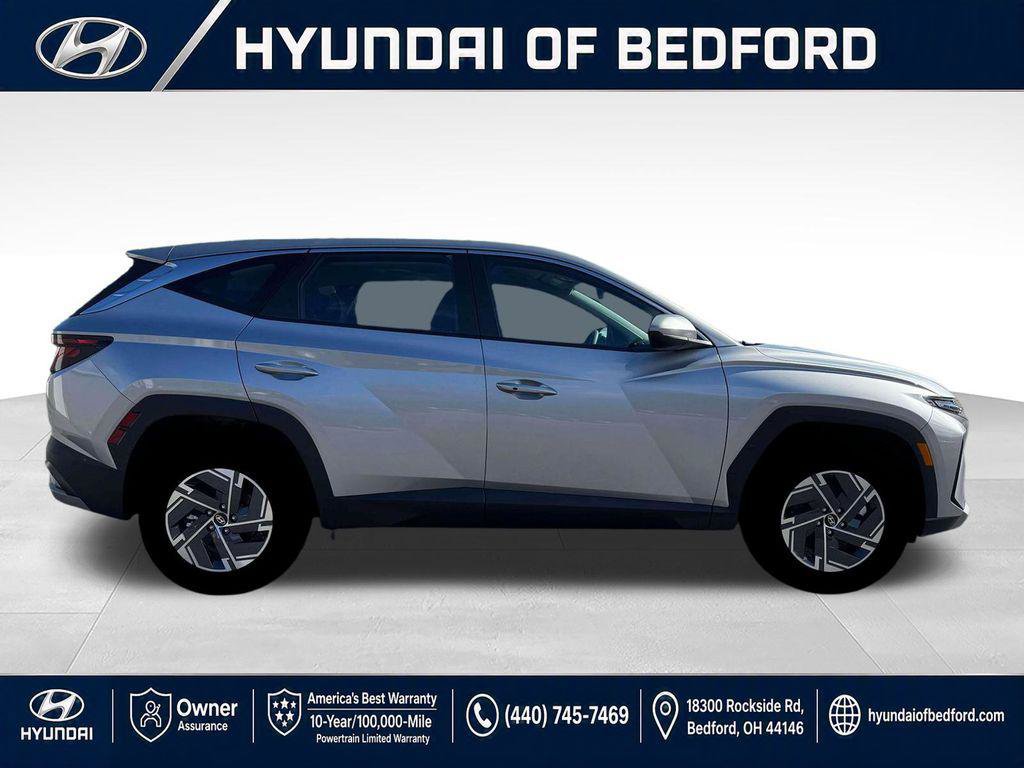 New 2026 Hyundai Tucson Blue SE AWD/4WD image 11