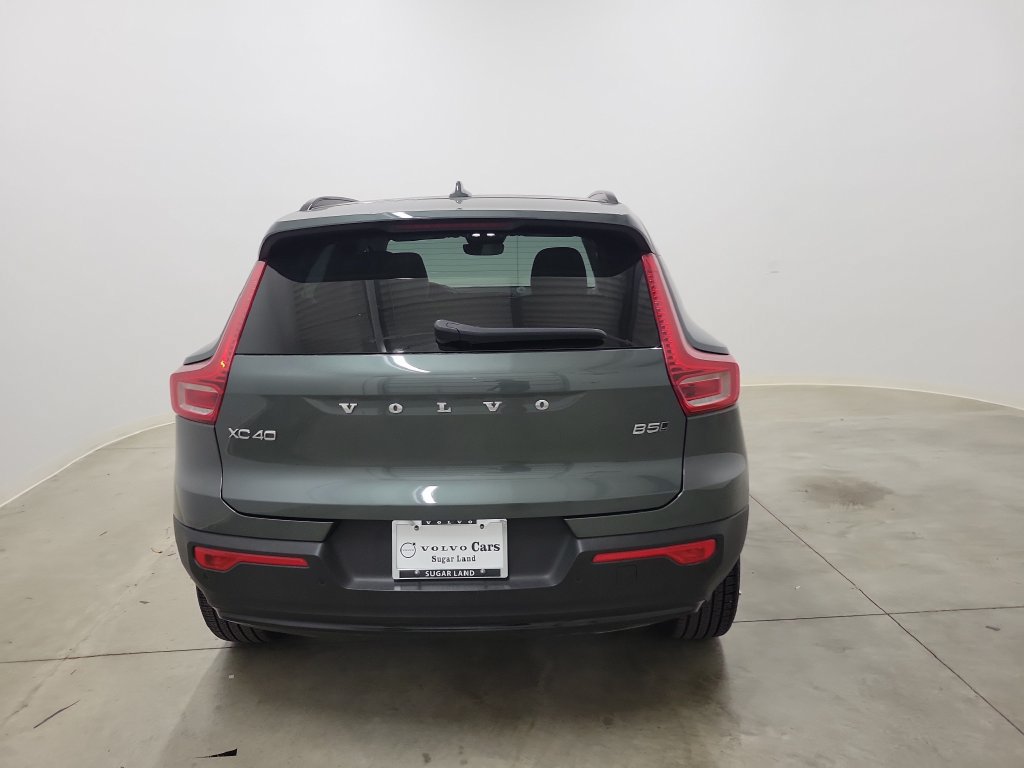 Used 2018 Volvo XC60 T5 Inscription w/ Convenience Package AWD/4WD image 13