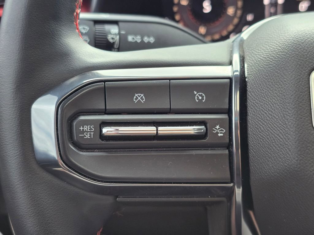 Used 2023 GMC Canyon AT4X w/ Edition 1 AWD/4WD image 35