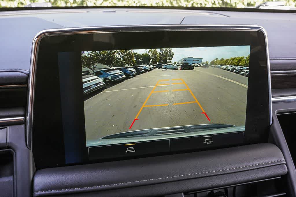 Used 2024 Chevrolet Suburban LT AWD/4WD image 23