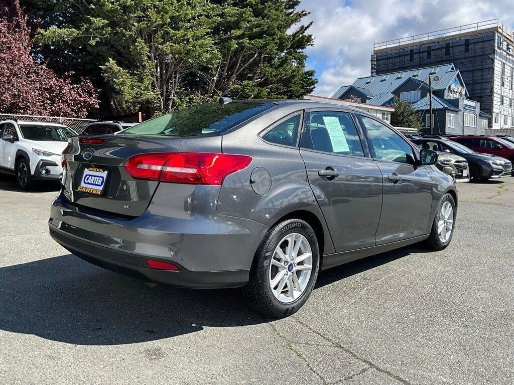 Used 2016 Ford Focus SE image 8