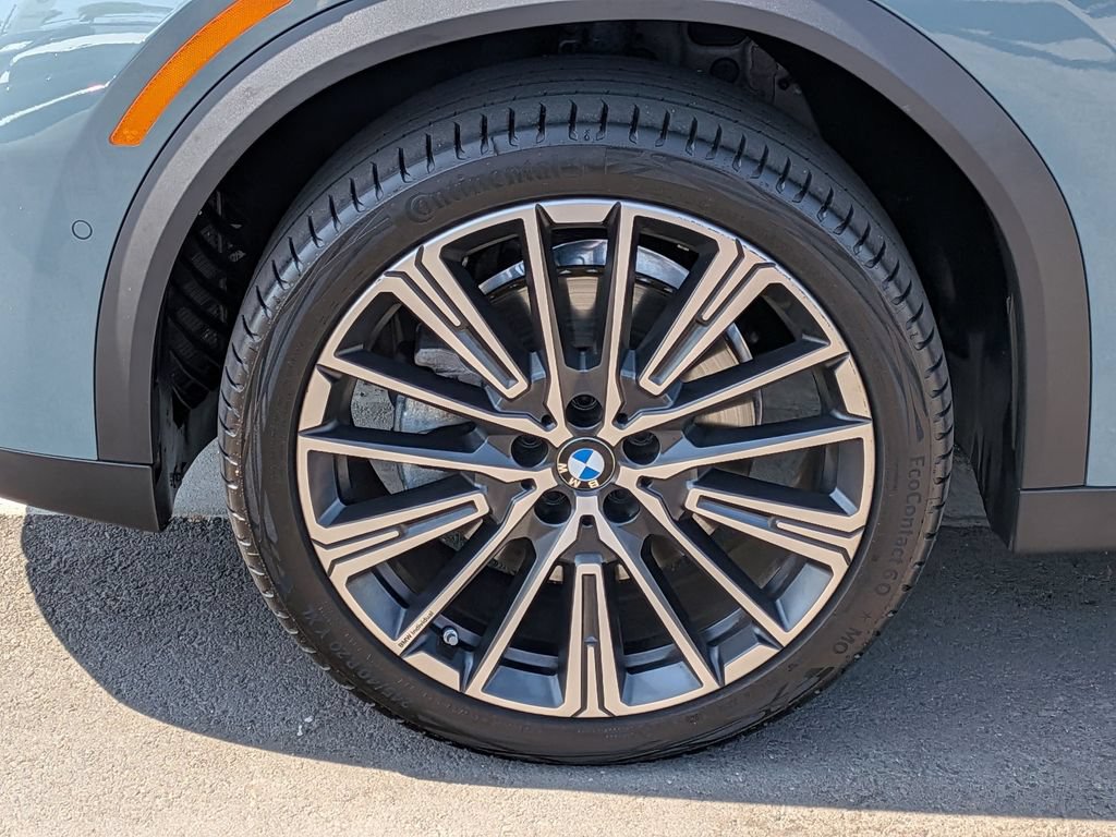 Certified 2025 BMW X2 xDrive28i AWD/4WD image 29