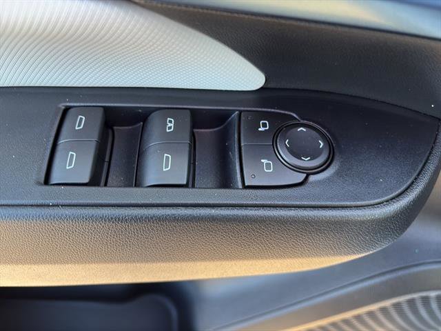 New 2026 Chevrolet Equinox EV LT image 17