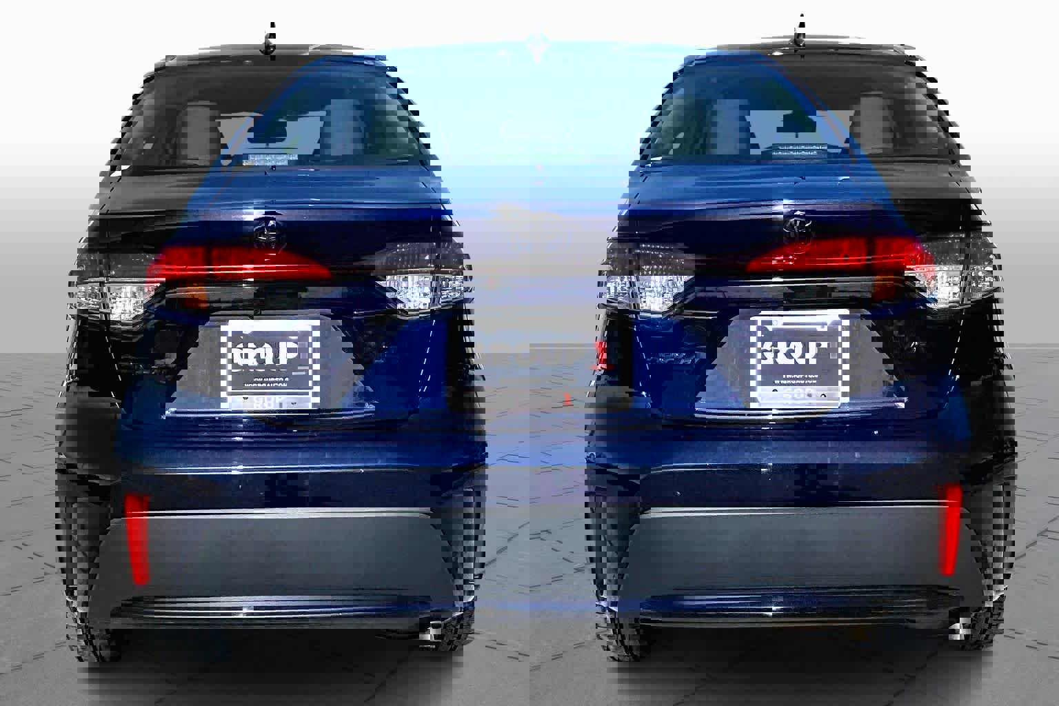 Used 2022 Toyota Corolla LE image 5