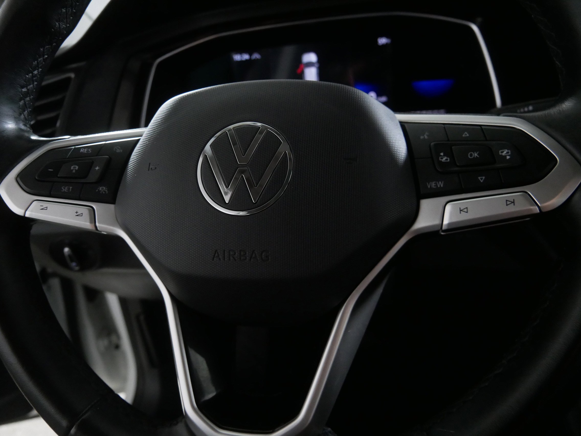 Certified 2022 Volkswagen Jetta SE w/ Panoramic Sunroof Package image 25