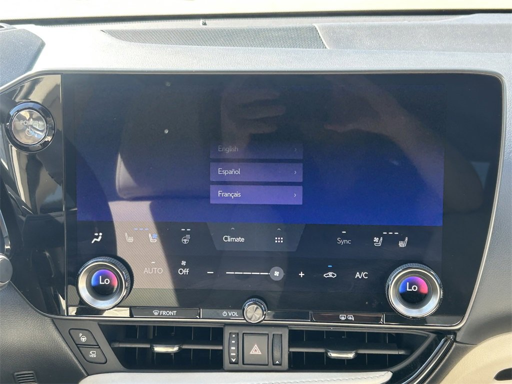 Used 2025 Lexus NX 300h AWD w/ Luxury Package image 18