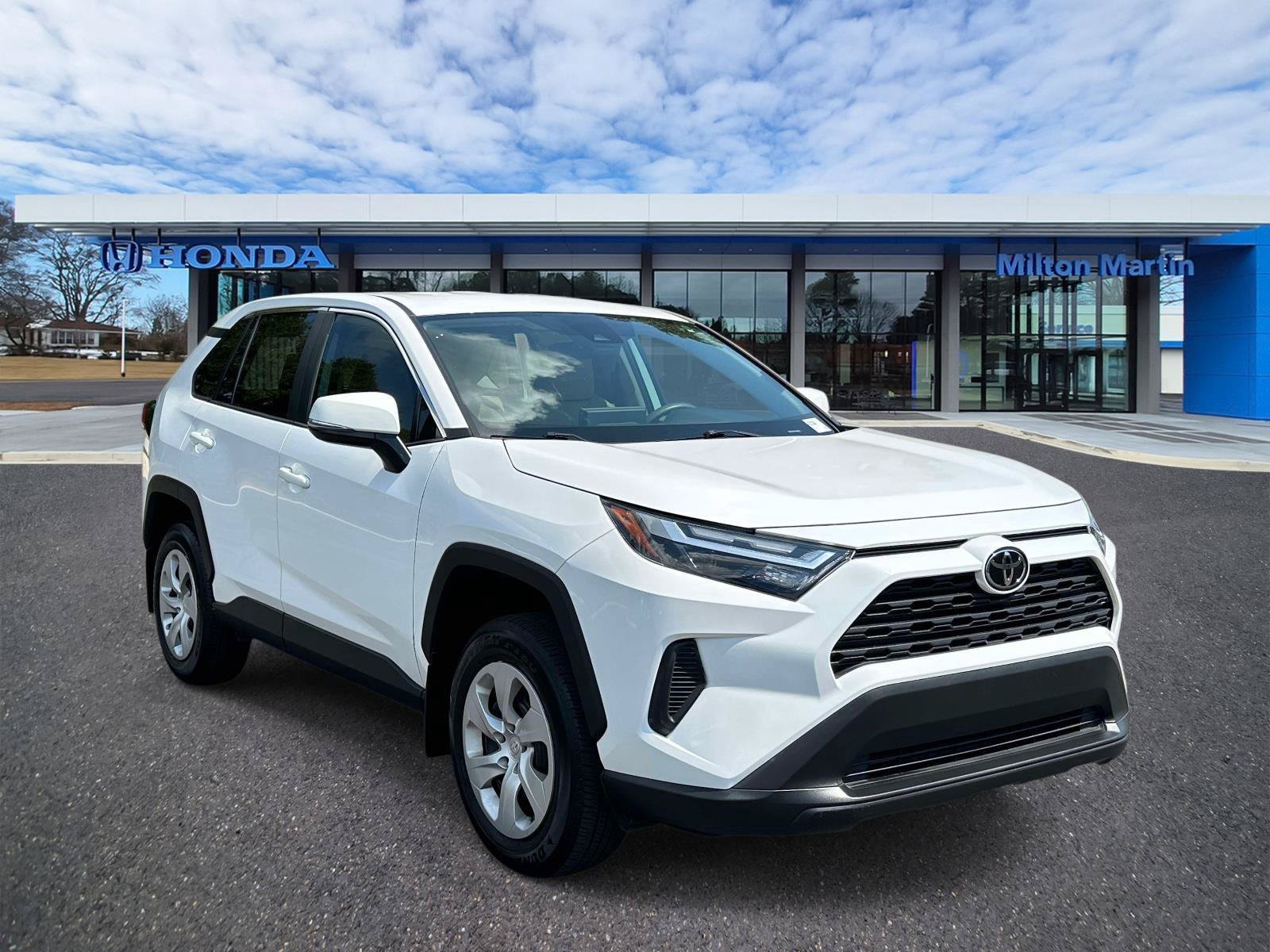 Used 2025 Toyota RAV4 LE
