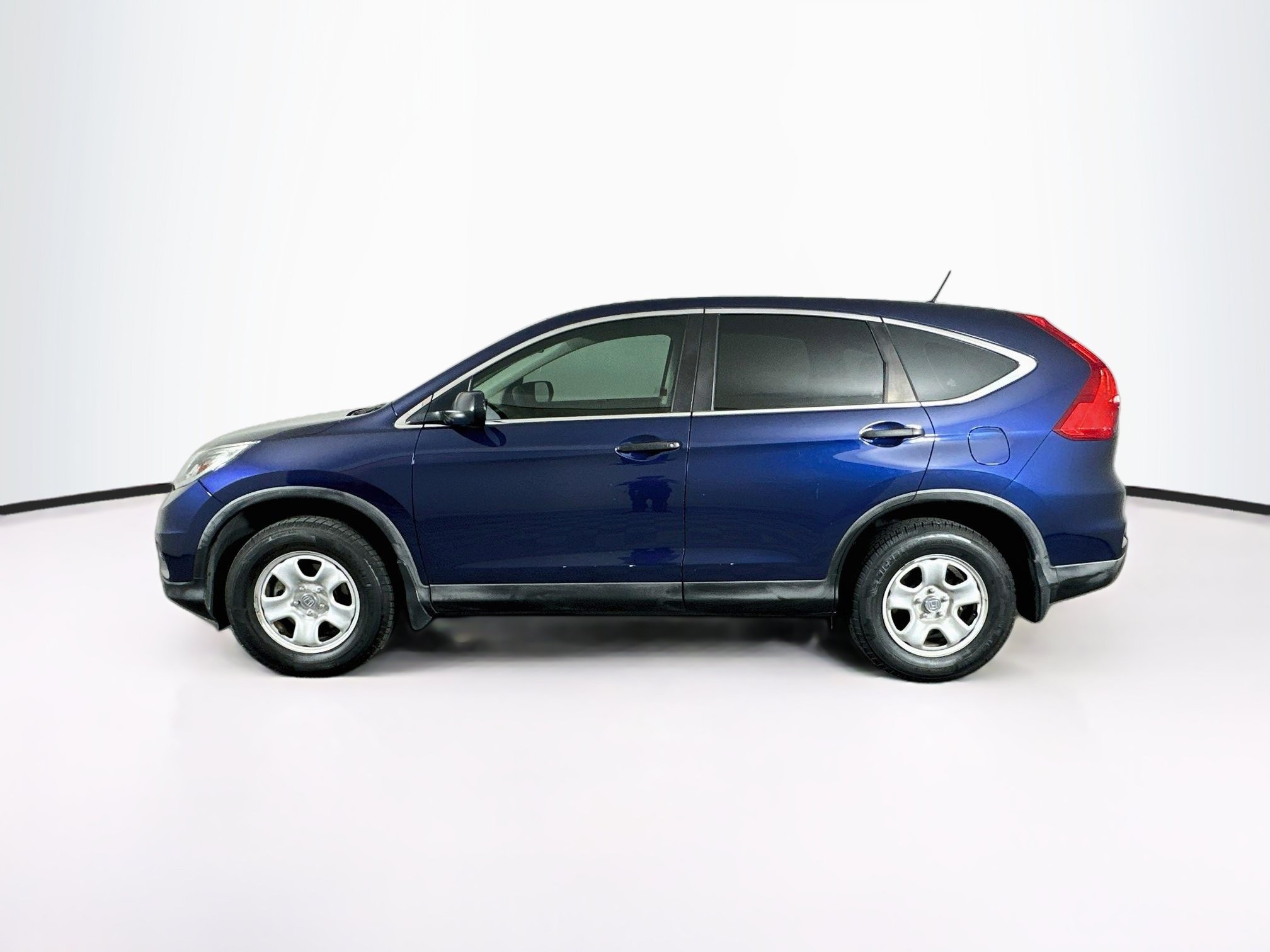 Used 2015 Honda CR-V LX image 4