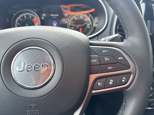 Used 2021 Jeep Cherokee Limited image 21