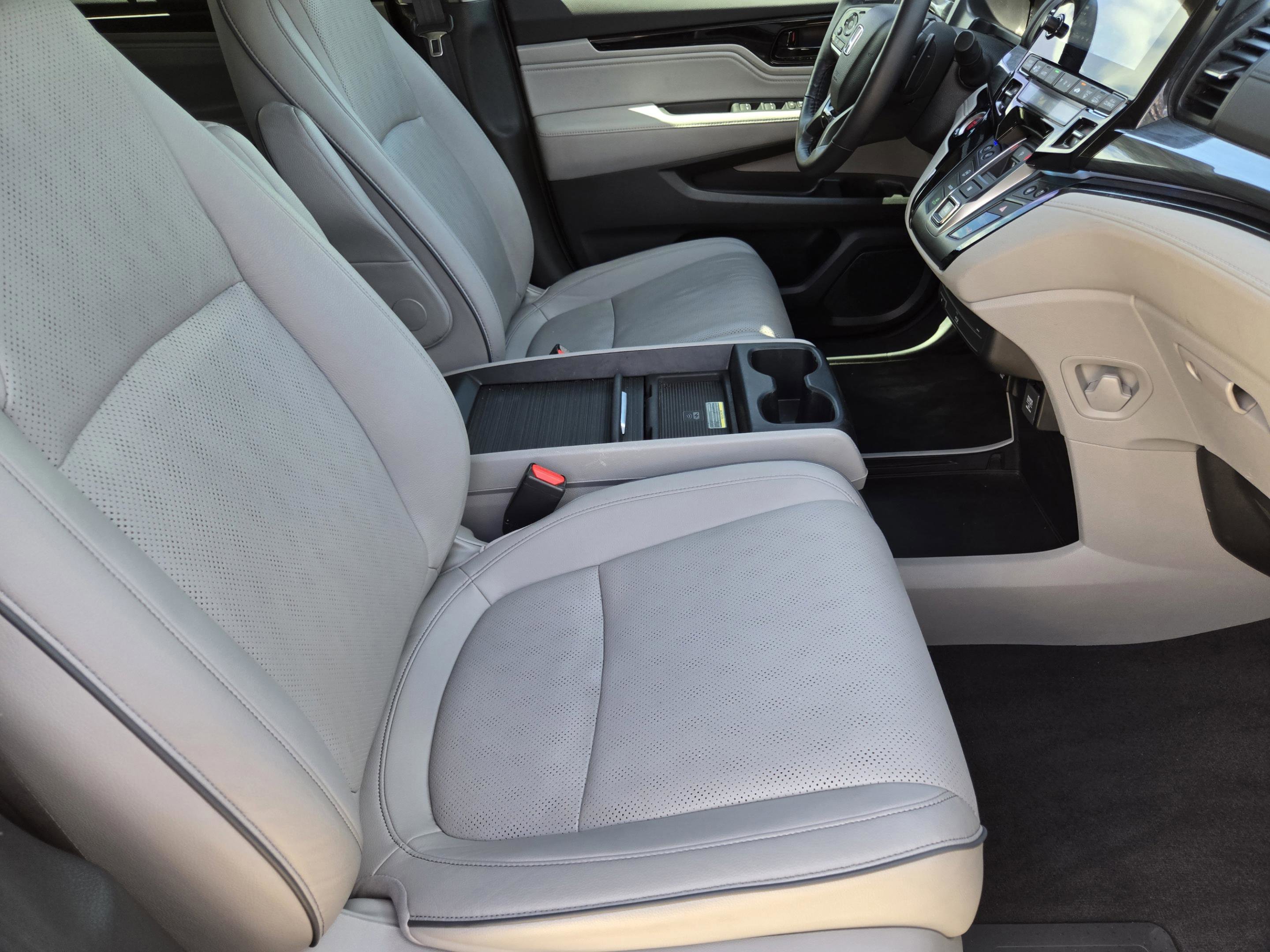 Certified 2024 Honda Odyssey Elite image 10