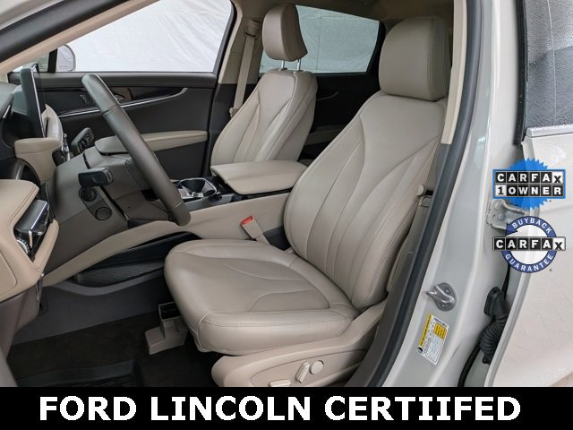 Certified 2022 Lincoln Nautilus AWD w/ Premium Package image 13