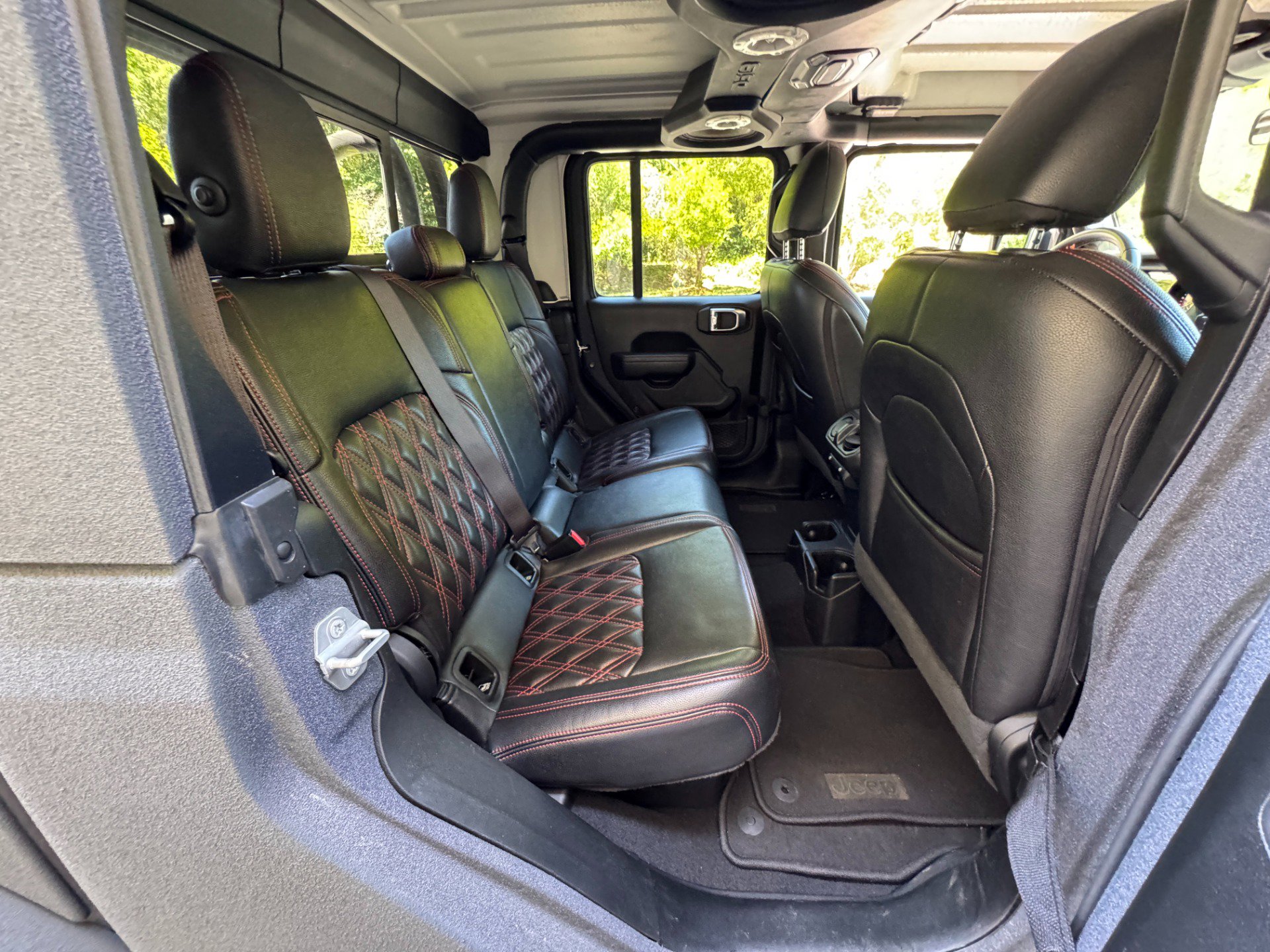 Used 2022 Jeep Gladiator Sport AWD/4WD image 59