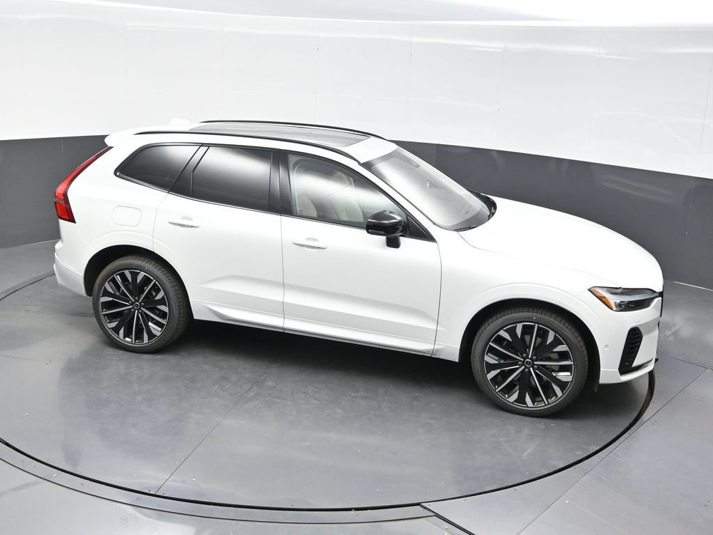 New 2026 Volvo XC60 T8 Ultra w/ Protection Package Premier AWD/4WD image 36