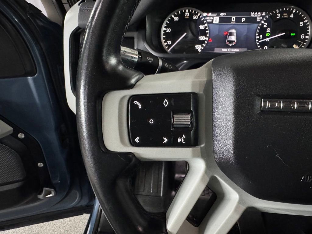 Used 2022 Land Rover Defender 110 image 32