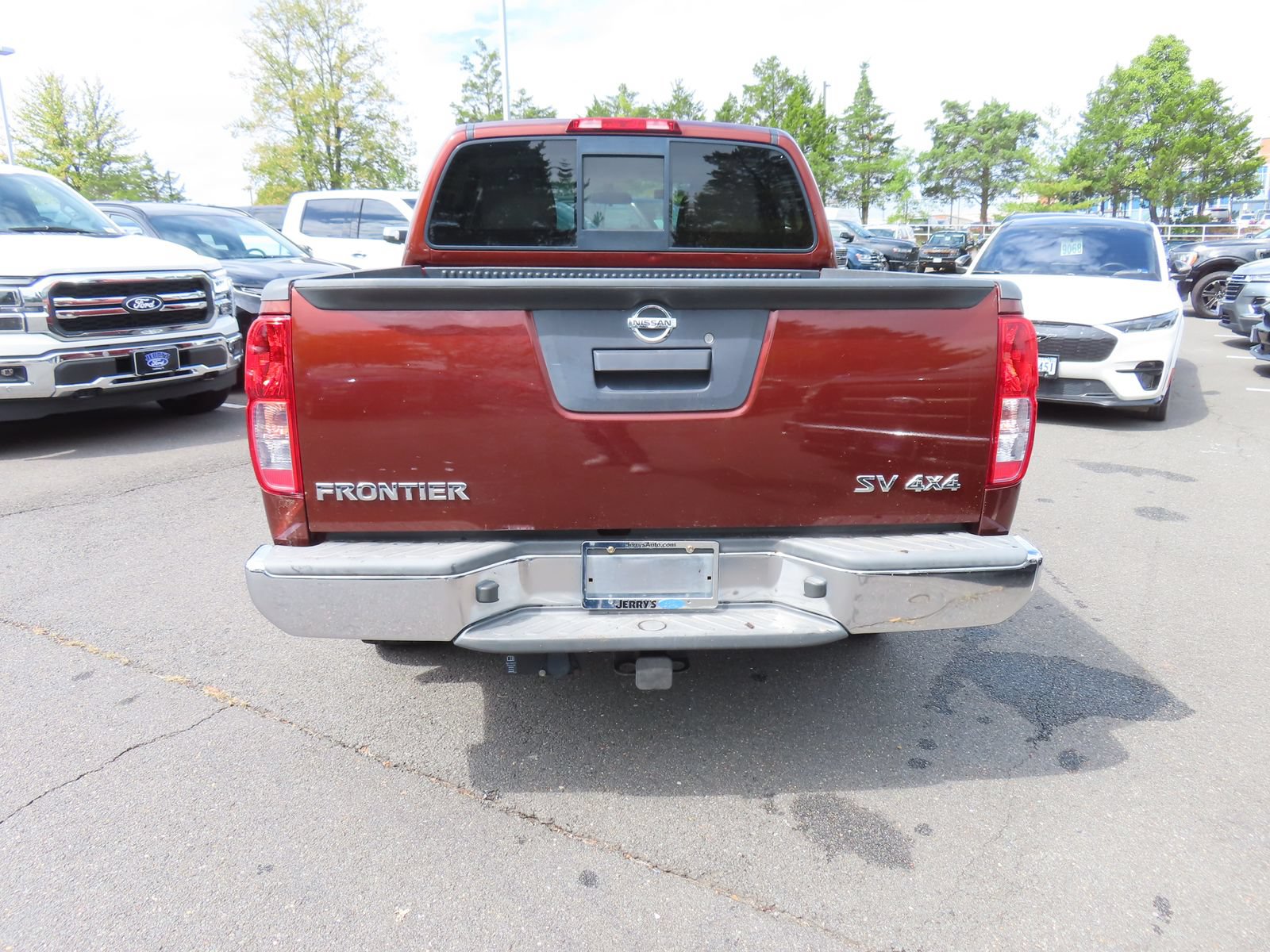 Used 2016 Nissan Frontier SV AWD/4WD image 6