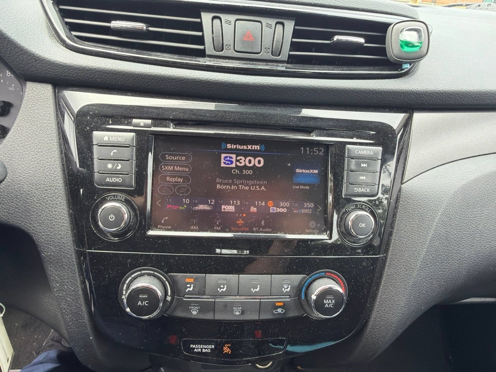 Used 2020 Nissan Rogue Sport S AWD/4WD image 3