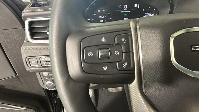 Used 2023 GMC Yukon Denali AWD/4WD image 15