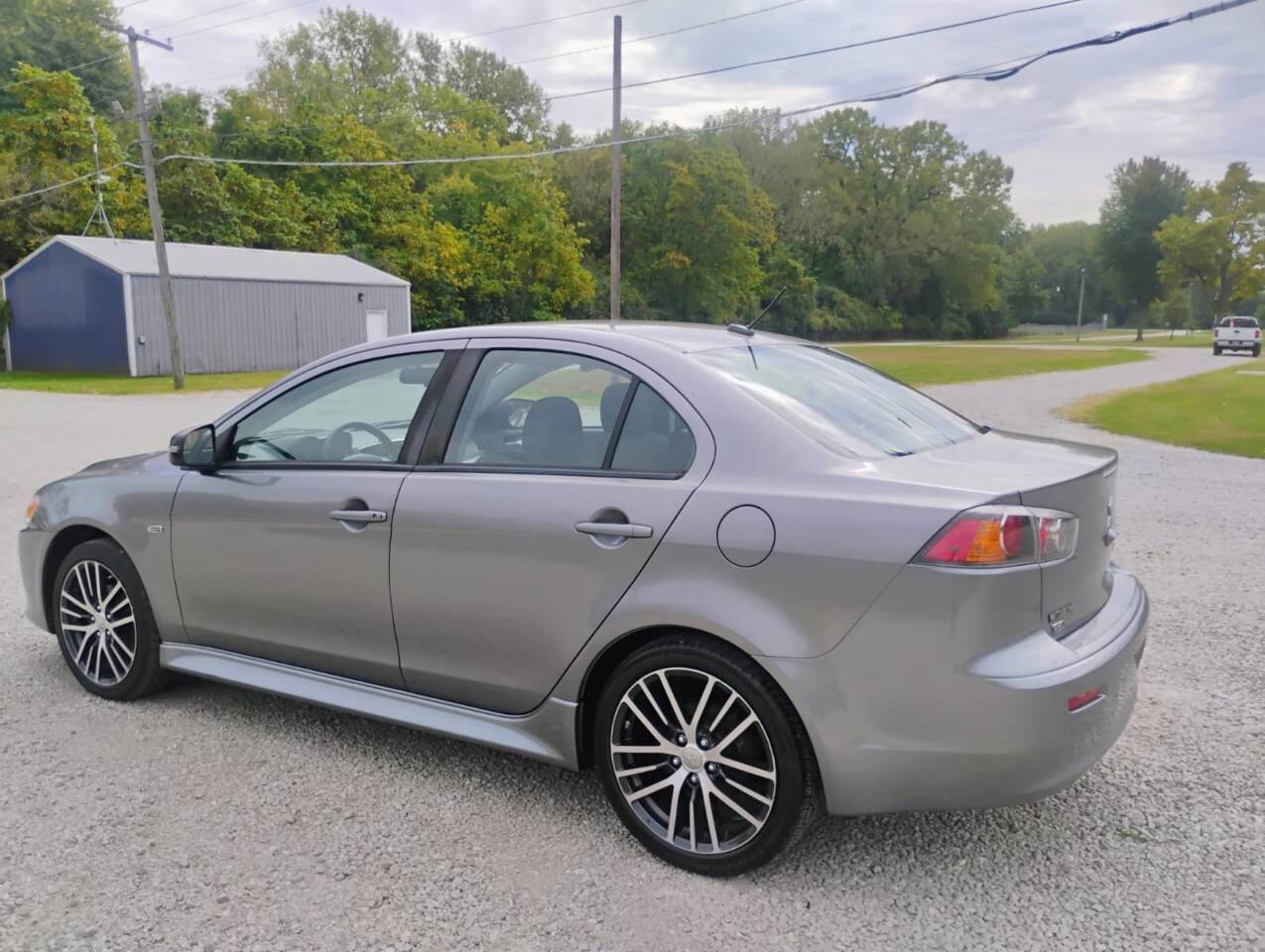 Used 2017 Mitsubishi Lancer ES image 4