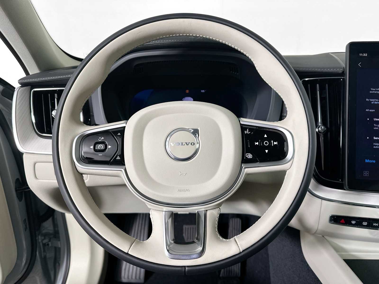 New 2026 Volvo XC60 T8 Ultra w/ Protection Package Premier image 11