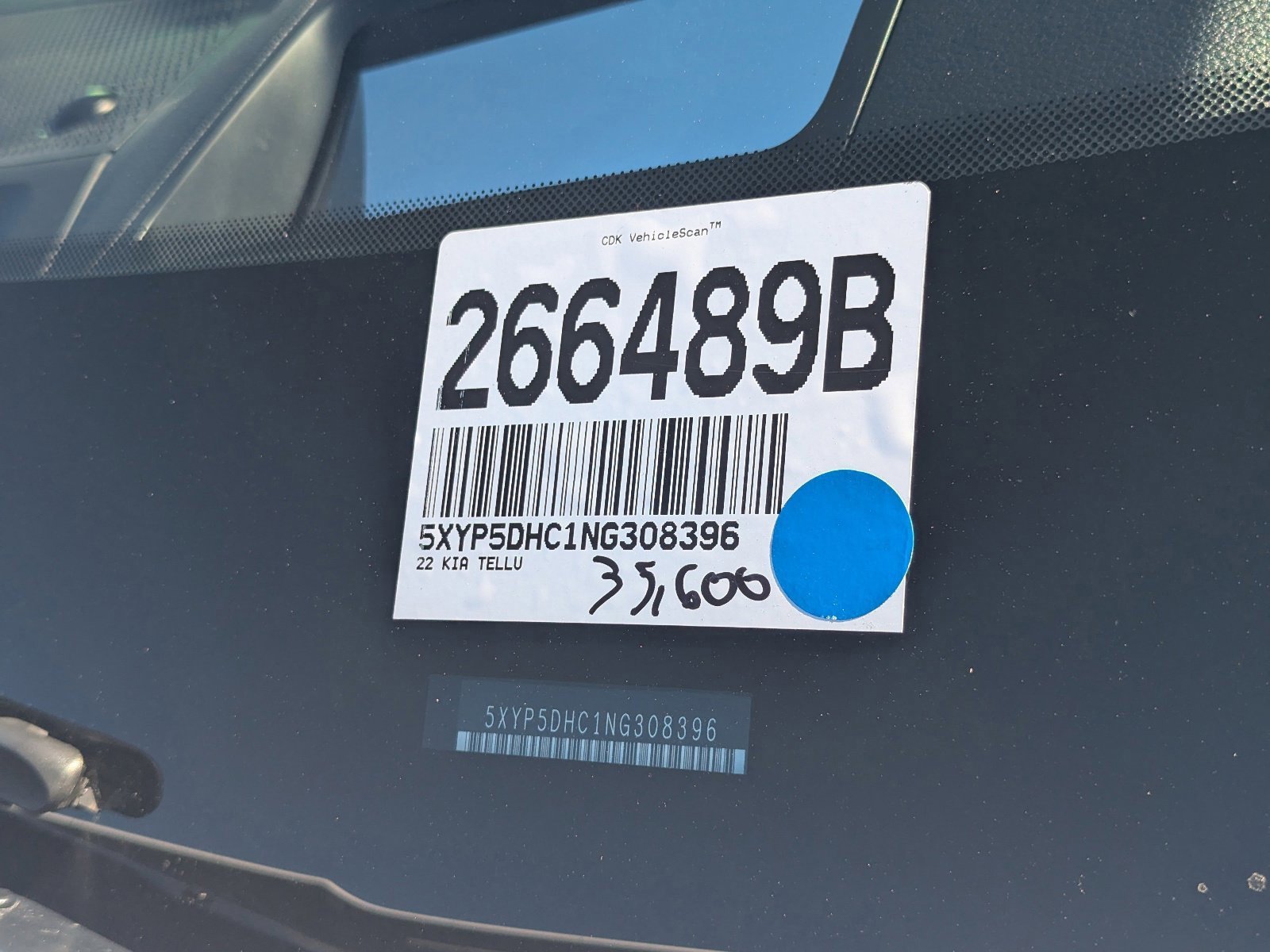 Used 2022 Kia Telluride SX w/ SX Prestige Package image 37